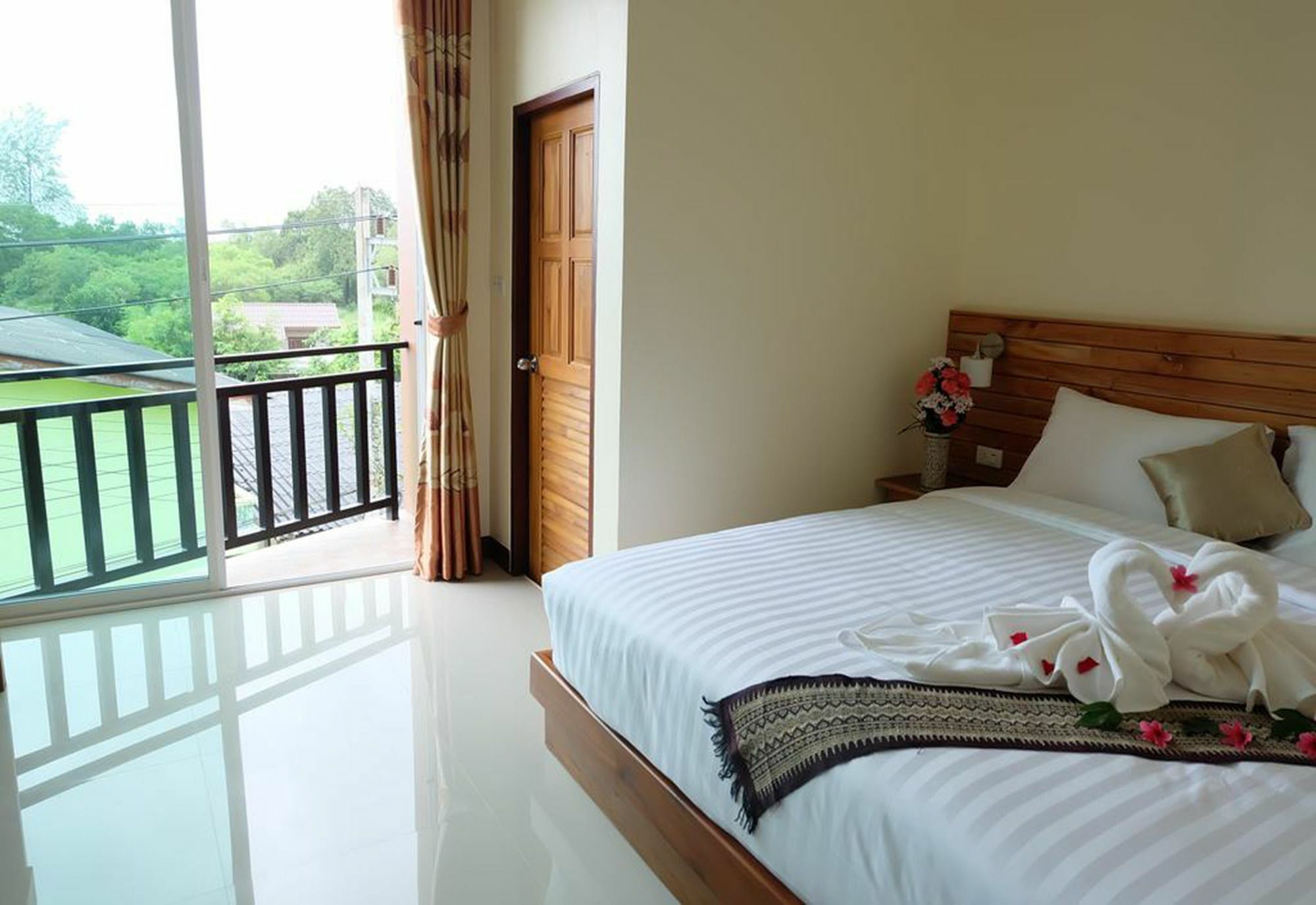 Chatin Guesthouse Khao Lak Dış mekan fotoğraf